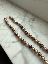 Load image into Gallery viewer, Vintage Pearl Strand 14k Gold Necklace 18”
