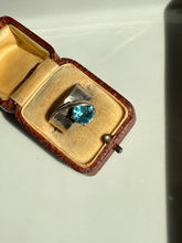 Load image into Gallery viewer, Israel Sterling Silver Ring Size 8.25
