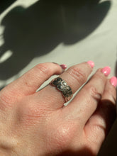 Load image into Gallery viewer, Sterling Silver Engraved Vintage Floral Ring
