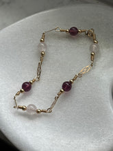 Load image into Gallery viewer, Vintage 1/20 12k Gold Fill Bead Bracelet
