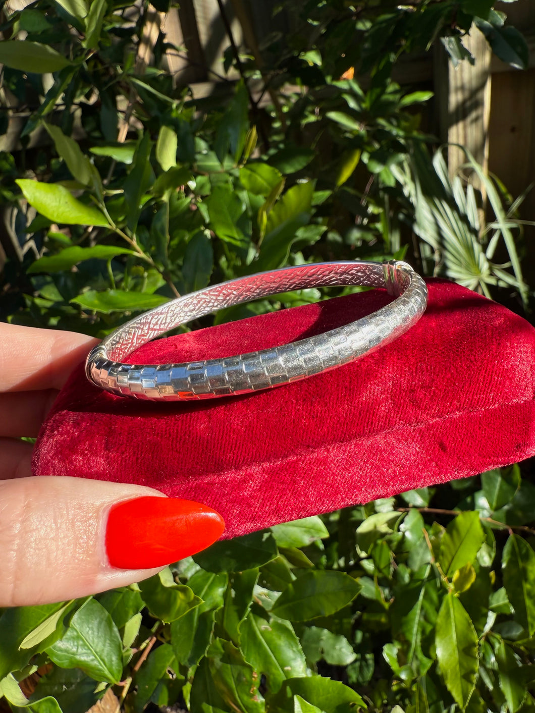 Milor Italy Sterling Silver Hinged Bangle Bracelet