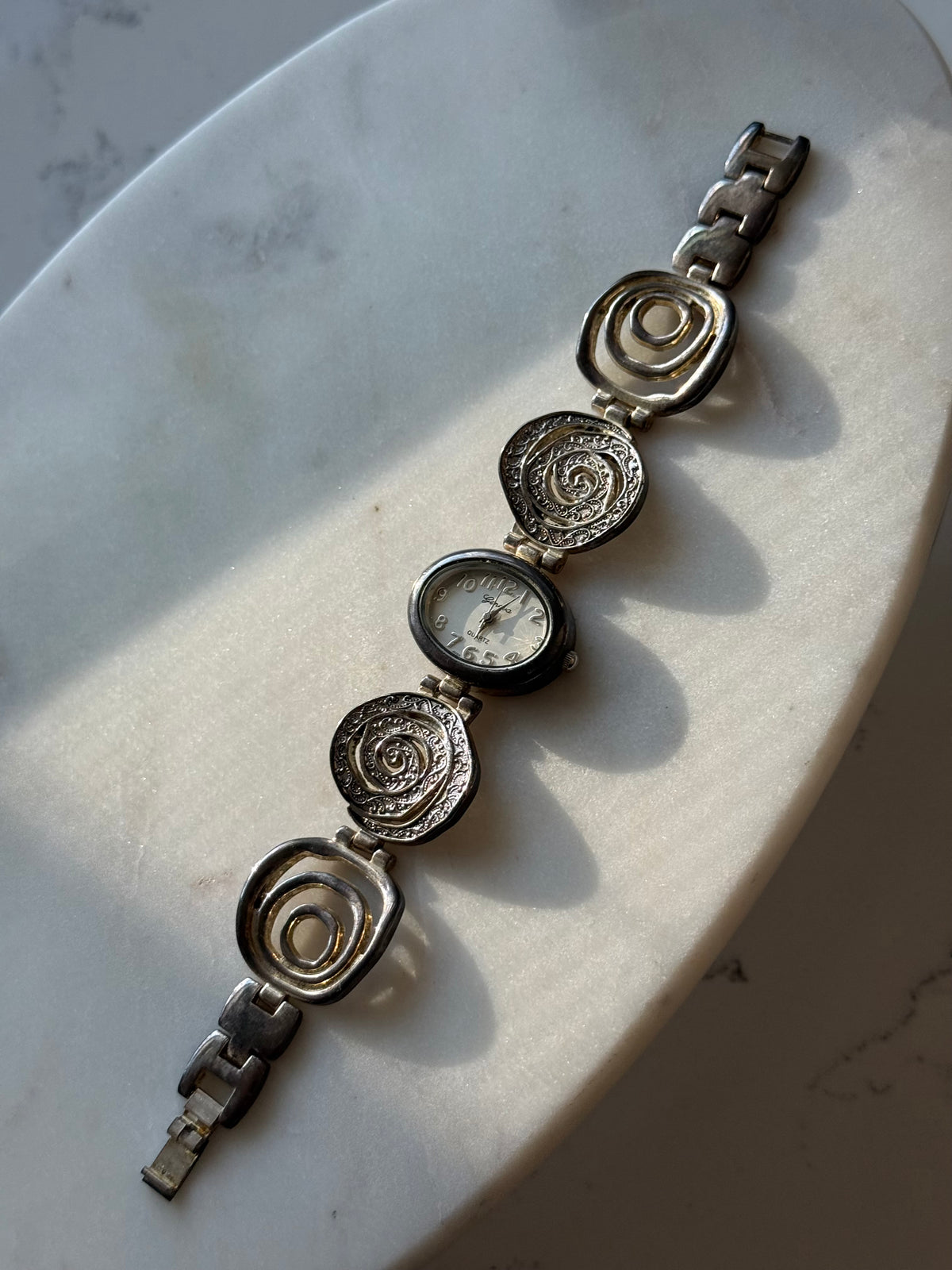 Vintage Silver Tone Spiral Watch