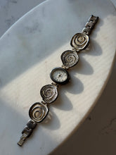 Load image into Gallery viewer, Vintage Silver Tone Spiral Watch
