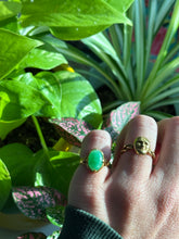 Load image into Gallery viewer, Vintage 20.9k Solid Gold Jade Ring Size 3.25
