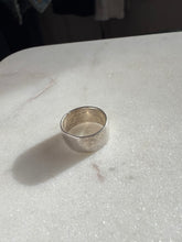 Load image into Gallery viewer, Sterling Silver Cigar Band Size 5.75
