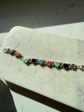 Load image into Gallery viewer, Vintage Sterling Silver Heart Bracelet 7.5”
