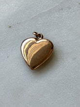 Load image into Gallery viewer, Vintage 10k Gold Heart
