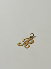 Load image into Gallery viewer, Vintage ‘R’ Initial 14k Gold Charm
