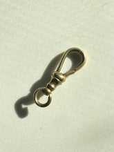 Load image into Gallery viewer, Dog Clip Vintage 10k Gold
