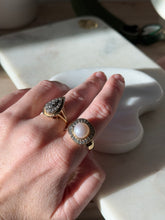 Load image into Gallery viewer, Gold Vermeil Pearl Ring Size 11
