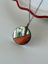 Load image into Gallery viewer, Vintage Spiny Oyster &amp; Abalone Shell Sterling Necklace 18”
