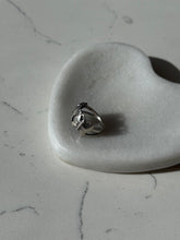 Load image into Gallery viewer, Vintage Butterfly Sterling Silver Ring Size 7
