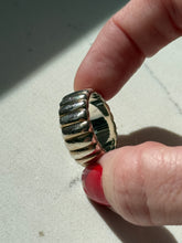 Load image into Gallery viewer, Ribbed Sterling Silver Ring Size 7
