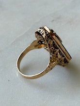 Load image into Gallery viewer, Vintage 1930s Black Onyx &amp; Diamond ‘P’ Initial 14k Gold Ring Size 5
