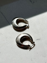 Load image into Gallery viewer, Vintage Sterling Silver Oblong Hoop Earrings

