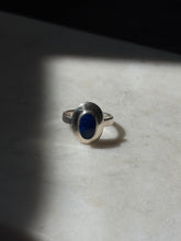 Load image into Gallery viewer, Vintage Lapis Sterling Silver Ring Size 7
