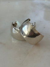 Load image into Gallery viewer, Vintage Mexico Sterling Silver Hoops
