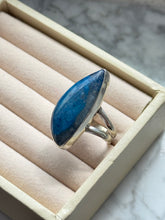 Load image into Gallery viewer, Blue Apatite Sterling Silver Ring Size 6.5
