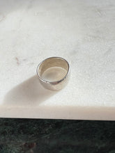 Load image into Gallery viewer, Sterling Silver Cigar Band Size 5.75
