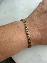 Load image into Gallery viewer, Vintage y2k Gold Vermeil Foxtail Bracelet 7.25”
