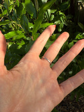 Load image into Gallery viewer, Amethyst Sterling Silver Ring Size 7.25
