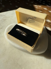 Load image into Gallery viewer, Vintage Sterling Silver Band Size 7
