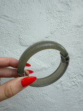 Load image into Gallery viewer, Silpada Sterling Silver Resin Bangle Bracelet
