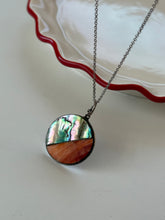 Load image into Gallery viewer, Vintage Spiny Oyster &amp; Abalone Shell Sterling Necklace 18”
