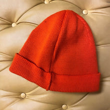 Load image into Gallery viewer, 1970s Orange Beanie Hat
