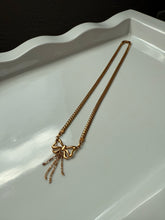 Load image into Gallery viewer, Fringe Bow 18k Yellow Gold Necklace
