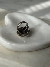 Load image into Gallery viewer, Mother of Pearl Sterling Ring Size 7

