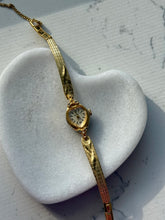 Load image into Gallery viewer, Vintage Heart Face Gold Tone Wristwatch
