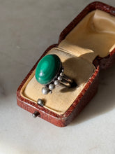 Load image into Gallery viewer, Vintage Malachite Sterling Silver Ring Size 7
