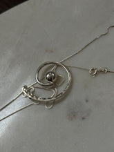 Load image into Gallery viewer, Vintage Sterling Silver Necklace 18”
