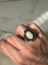 Load image into Gallery viewer, Mother of Pearl Sterling Ring Size 7
