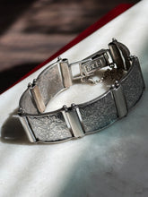 Load image into Gallery viewer, Floral Etched Sterling Silver Panel Link Bracelet 7.5”
