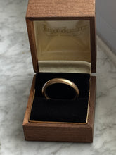 Load image into Gallery viewer, Antique Solid 14k Donut Band Size 10
