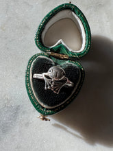 Load image into Gallery viewer, Vintage Dainty Frog Sterling Ring Size 7.25
