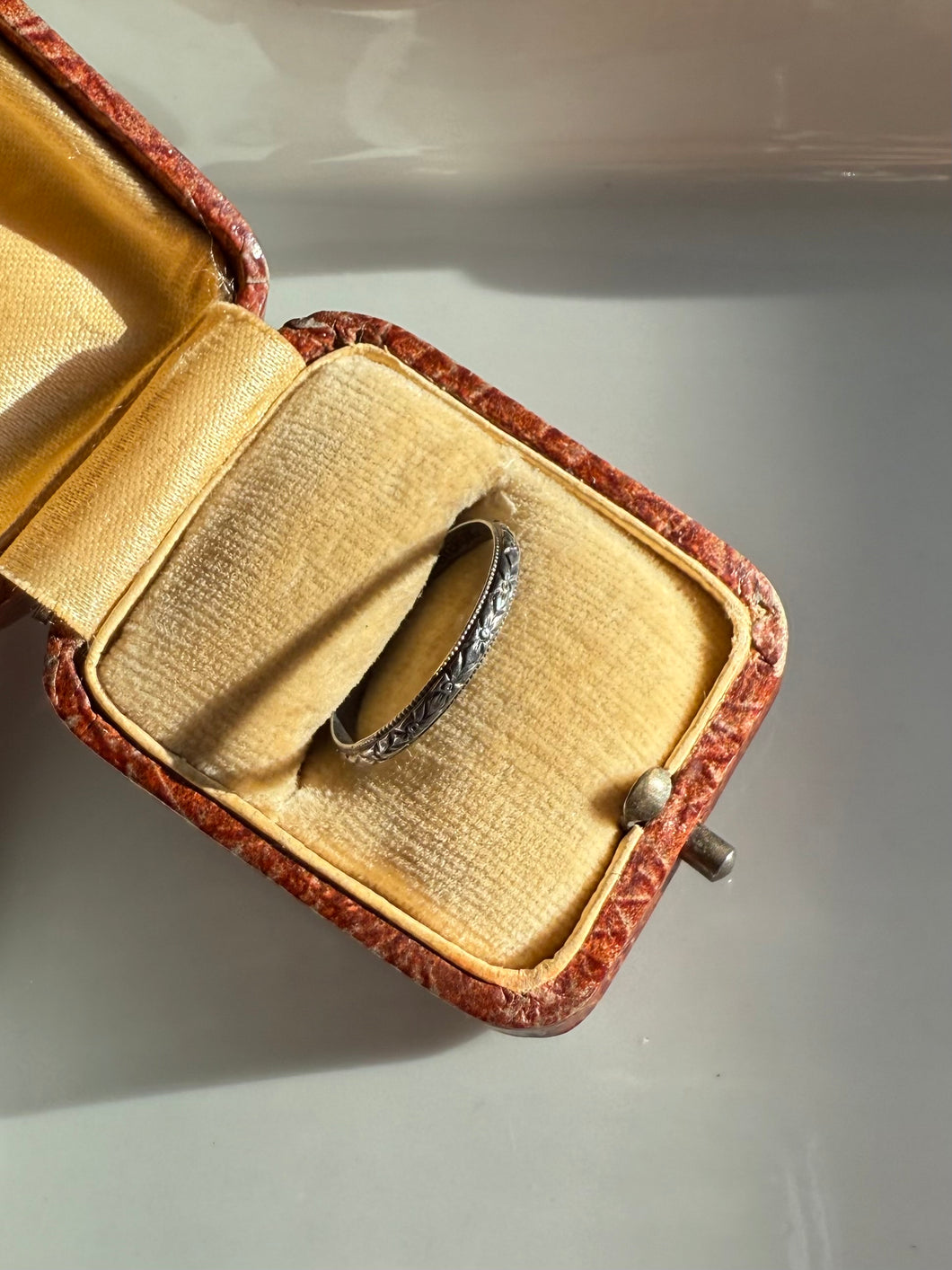 Antique 1920s Floral Sterling Silver Stacker Band Size 7.25