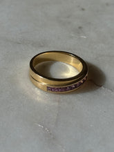 Load image into Gallery viewer, Vintage Solid 18k Gold Pink Sapphire Ring Size 8
