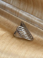 Load image into Gallery viewer, Vintage Sterling Silver Ring Size 8
