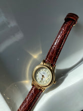 Load image into Gallery viewer, Timex Indiglo Brown Leather Goldtone Watch
