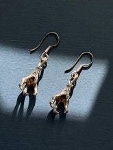 Load image into Gallery viewer, Vintage Claw Sterling Silver Earrings
