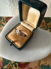 Load image into Gallery viewer, Vintage Chevron Sterling Silver Ring Size 7.25
