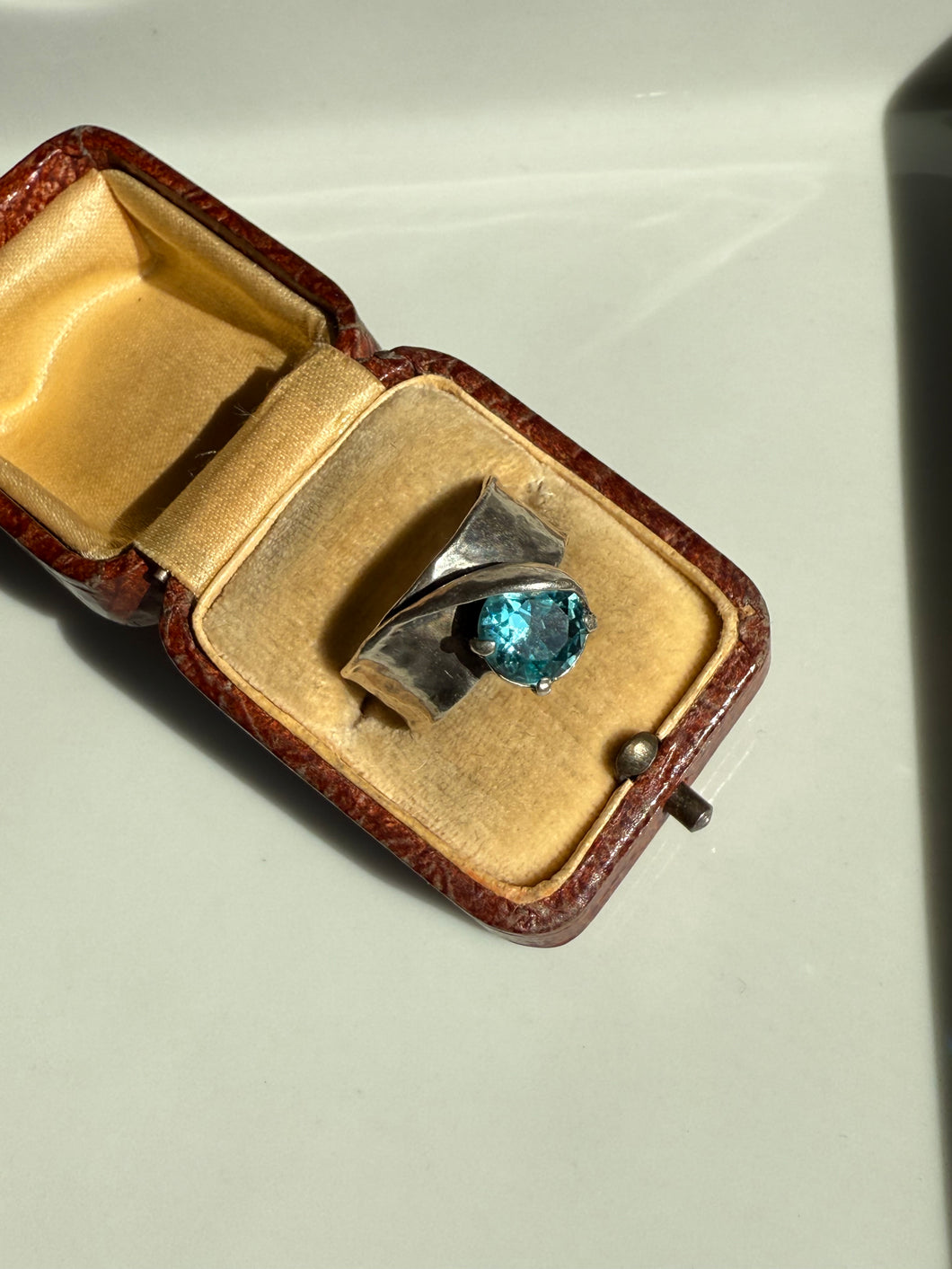 Israel Sterling Silver Ring Size 8.25