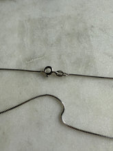 Load image into Gallery viewer, Vintage Sterling Silver Micro Box Chain 17.5”
