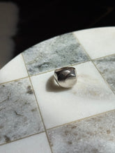 Load image into Gallery viewer, Sterling Silver Ring Size 6.5
