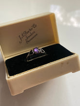 Load image into Gallery viewer, Amethyst Cabochon Sterling Silver Heart Ring
