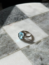 Load image into Gallery viewer, Vintage Blue Sterling Silver Ring Size 5.25

