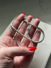 Load image into Gallery viewer, Vintage Milor 950 High Yield Silver Chain 18”
